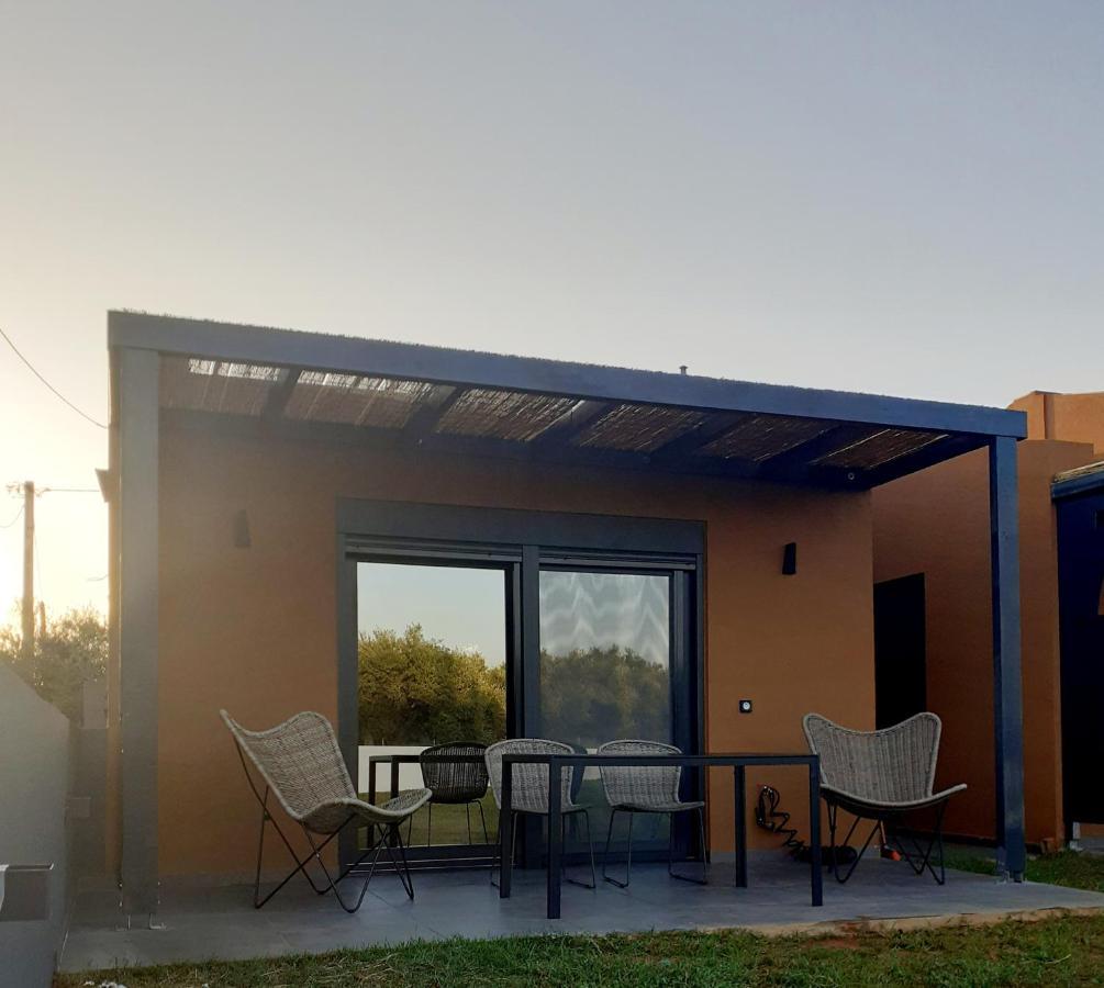 The Zen Point Detox Suites Marathopoli Exteriér fotografie