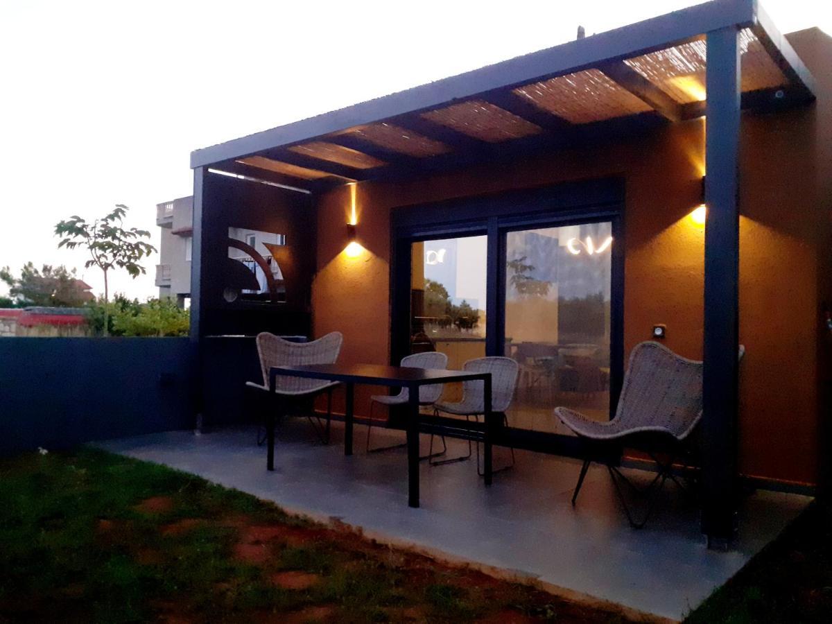 The Zen Point Detox Suites Marathopoli Exteriér fotografie