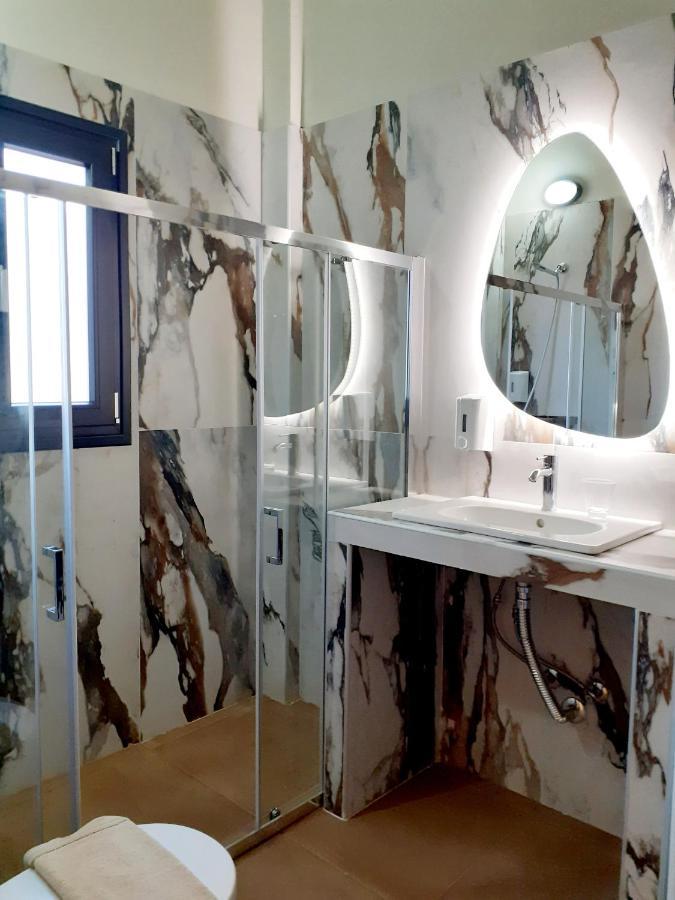 The Zen Point Detox Suites Marathopoli Exteriér fotografie